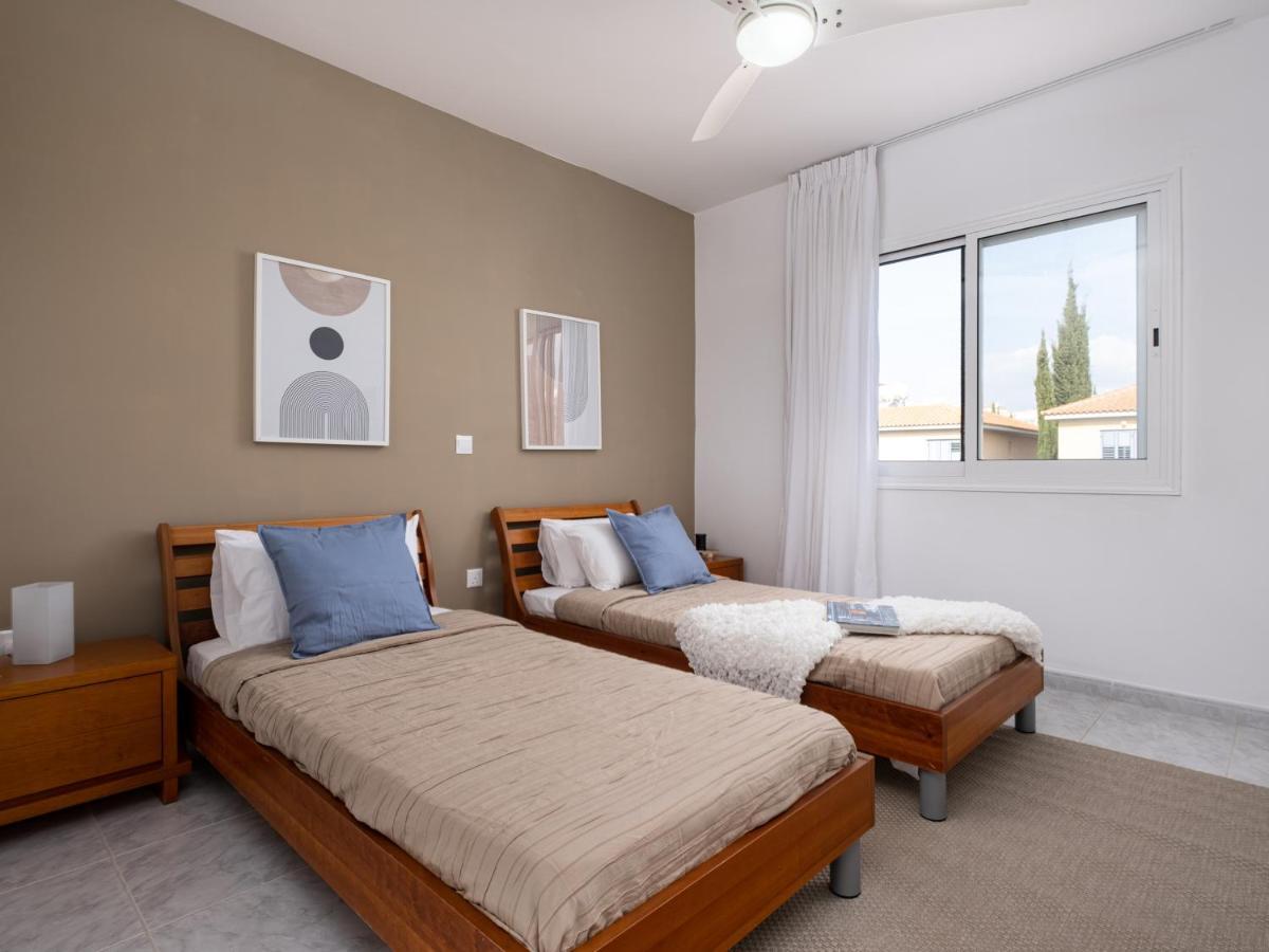 Nephele-Stylish 2Bd Townhouse In Kato Paphos Villa Екстериор снимка
